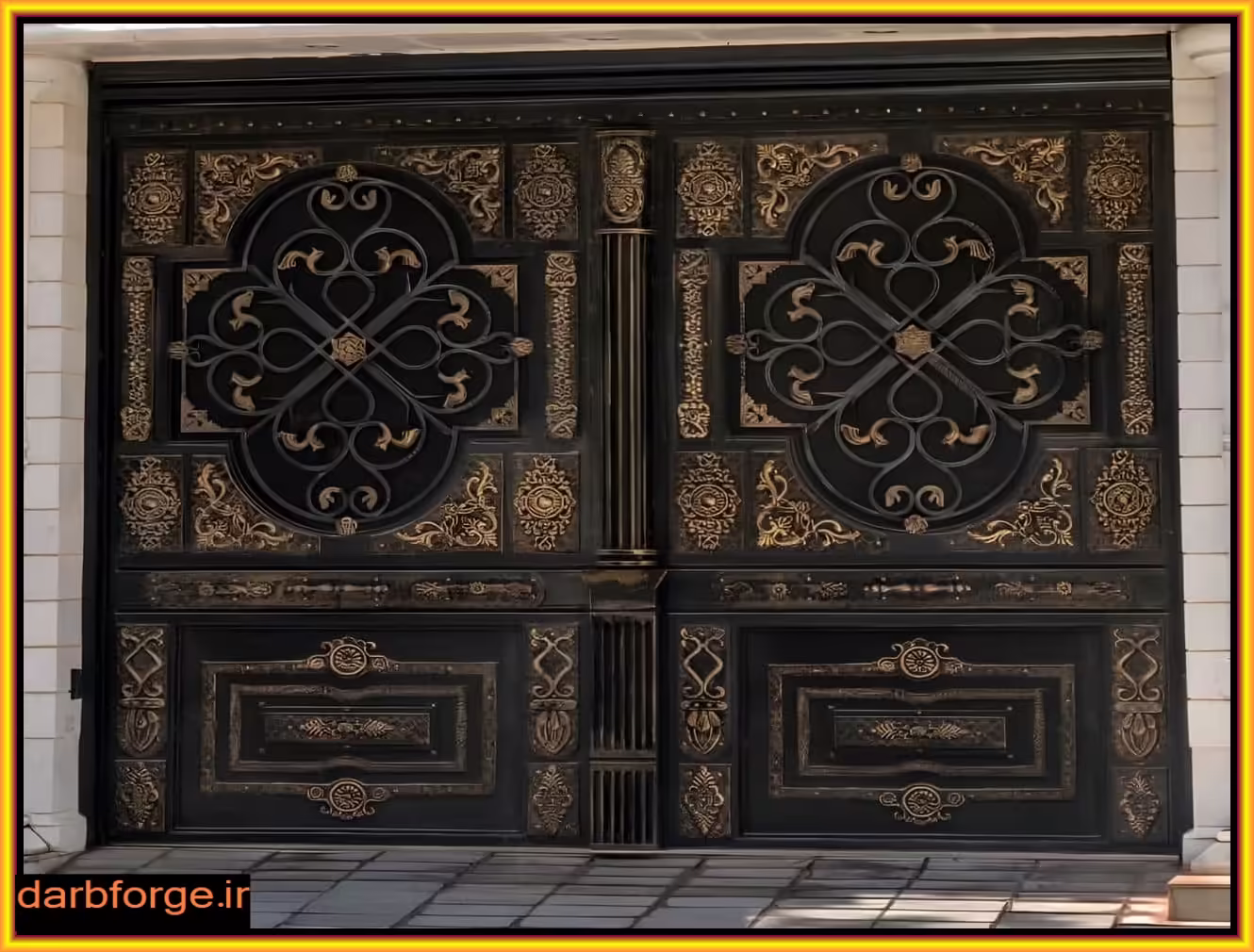 رنگ و طراحی درب ویلایی فرفورژه رنگ و طراحی درب ویلایی فرفورژه