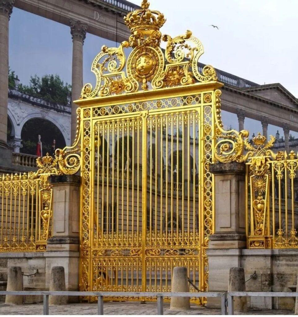 قیمت مدل درب حیاط ساده و شیک دو لنگه قیمت مدل درب حیاط ساده و شیک دو لنگه