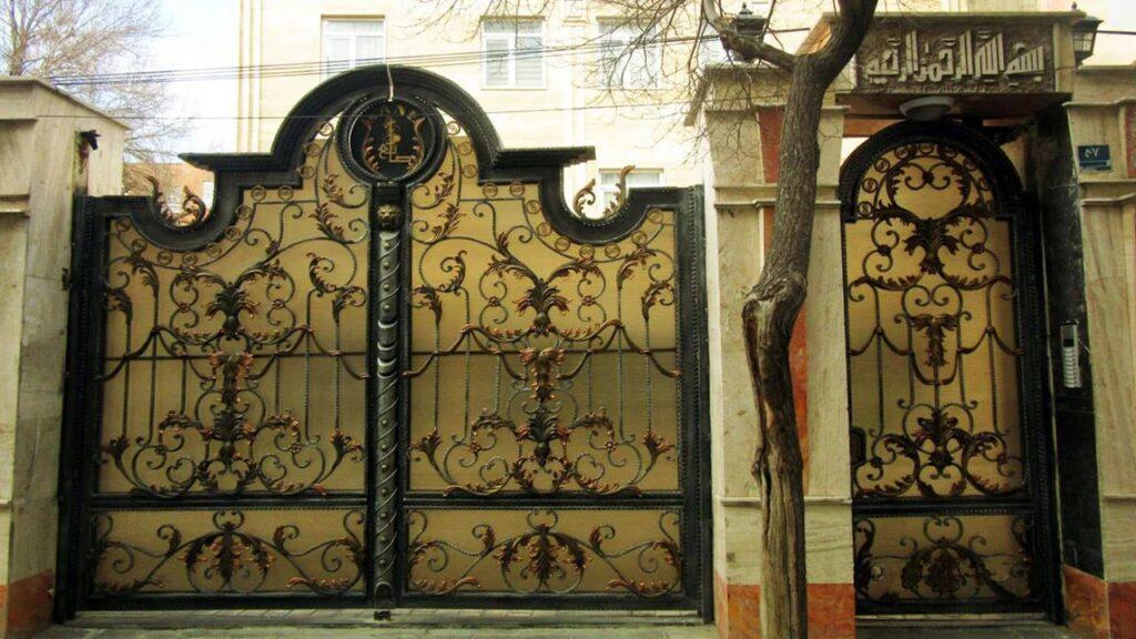 قیمت دروازه حیاط فلزی قیمت دروازه حیاط فلزی