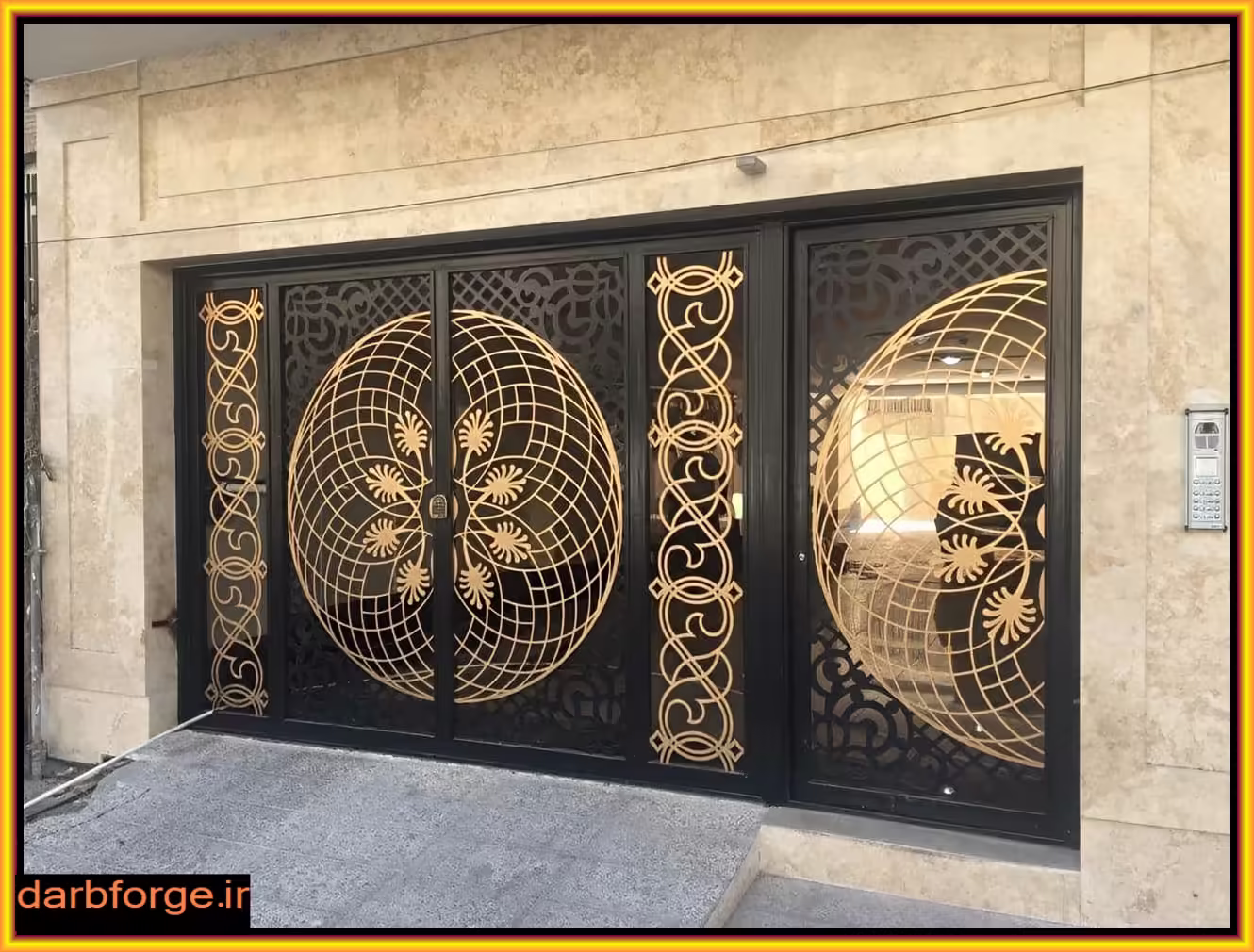 درب آهنی سه لنگه فرفورژه درب آهنی سه لنگه فرفورژه