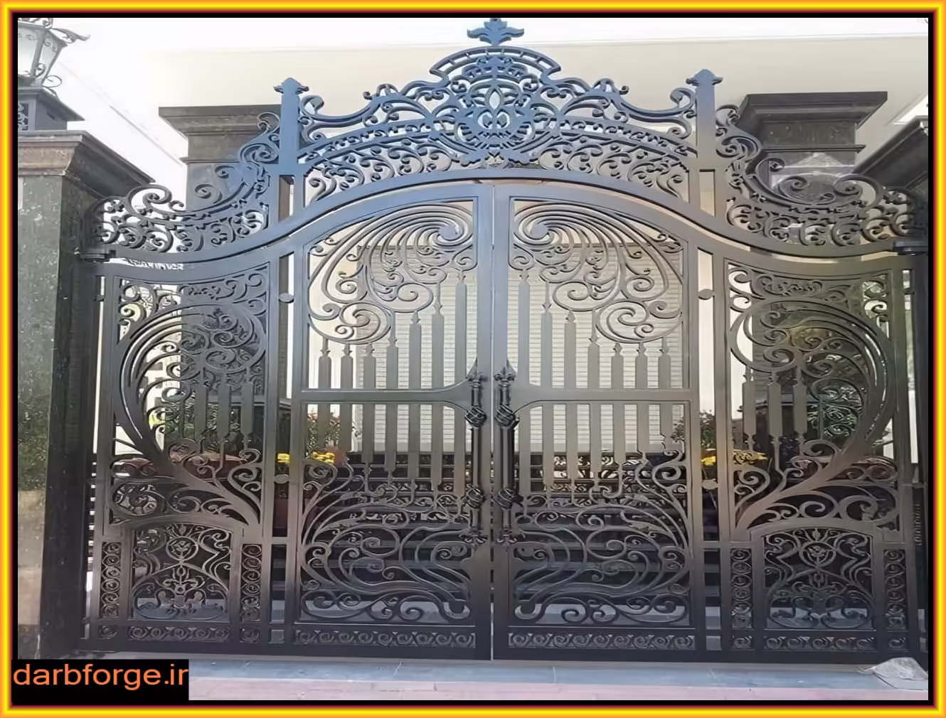 درب حیاط با طرح چوبی و استیل درب حیاط با طرح چوبی و استیل