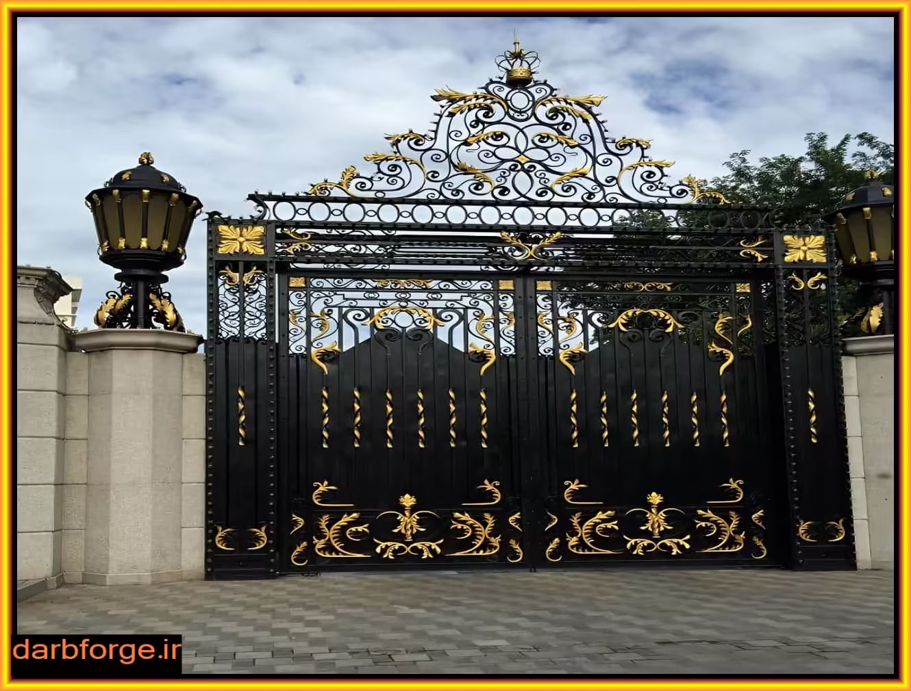 درزگیری کوره ای و رنگ آمیزی درب فرفورژه درزگیری کوره ای و رنگ آمیزی درب فرفورژه