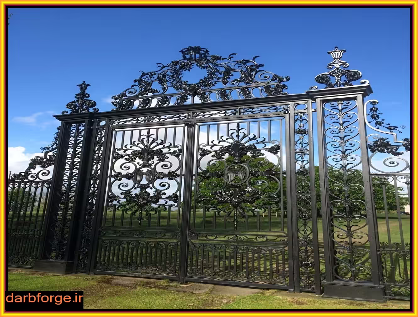 عوامل مؤثر بر قیمت درب حیاط