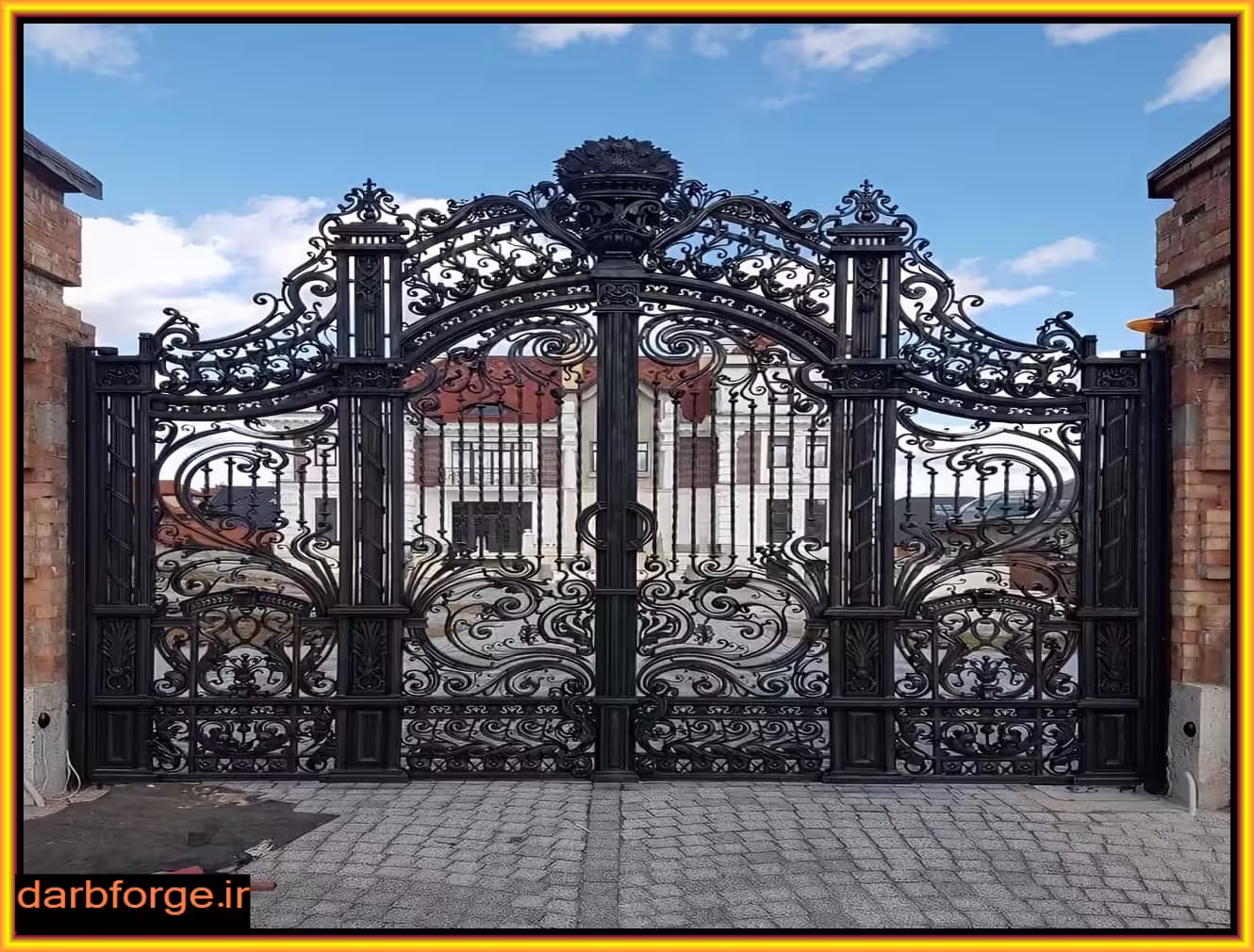 درب سلطنتی برای ساختمان های لوکس درب سلطنتی برای ساختمان های لوکس