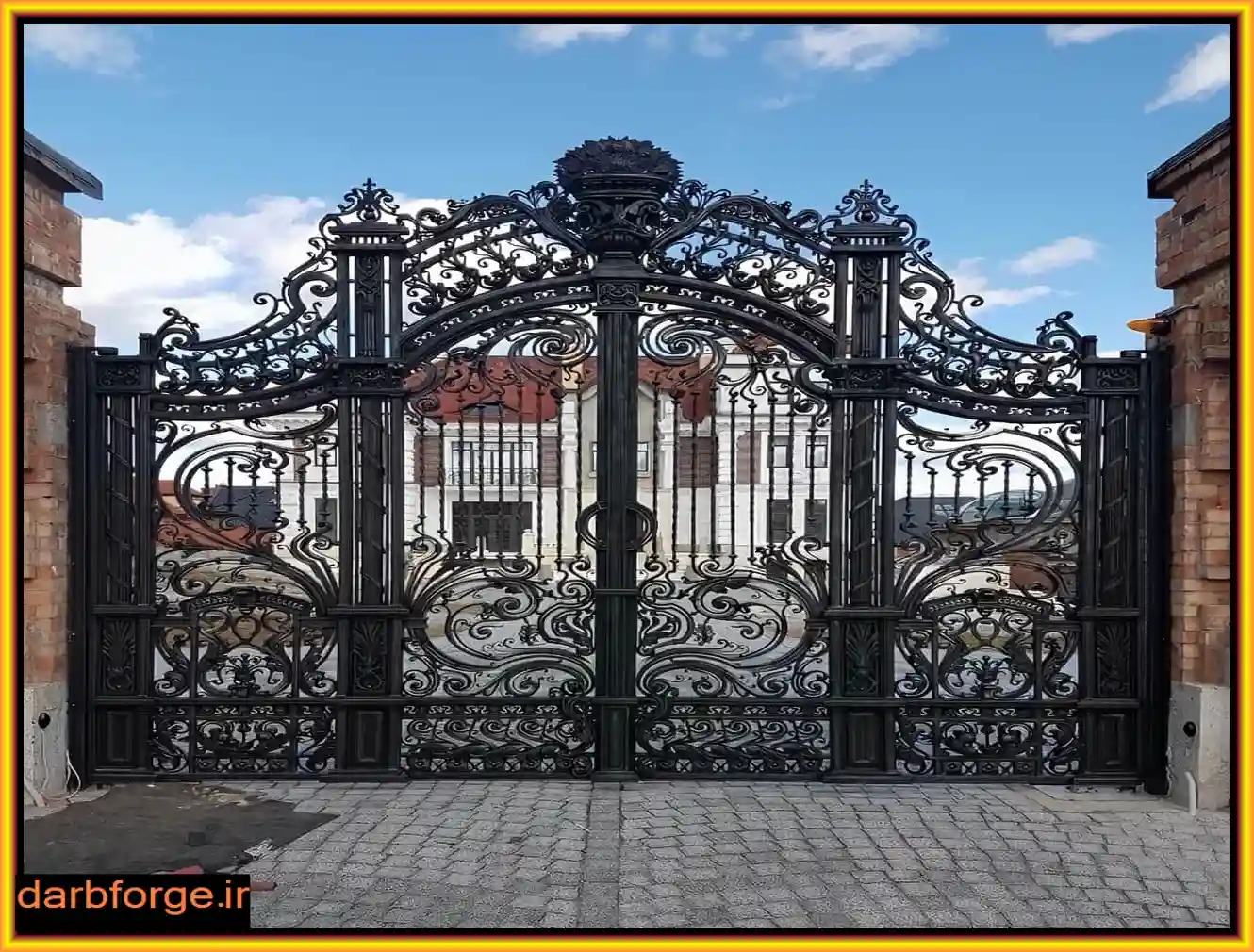 درب الیزه نفررو درب الیزه نفررو