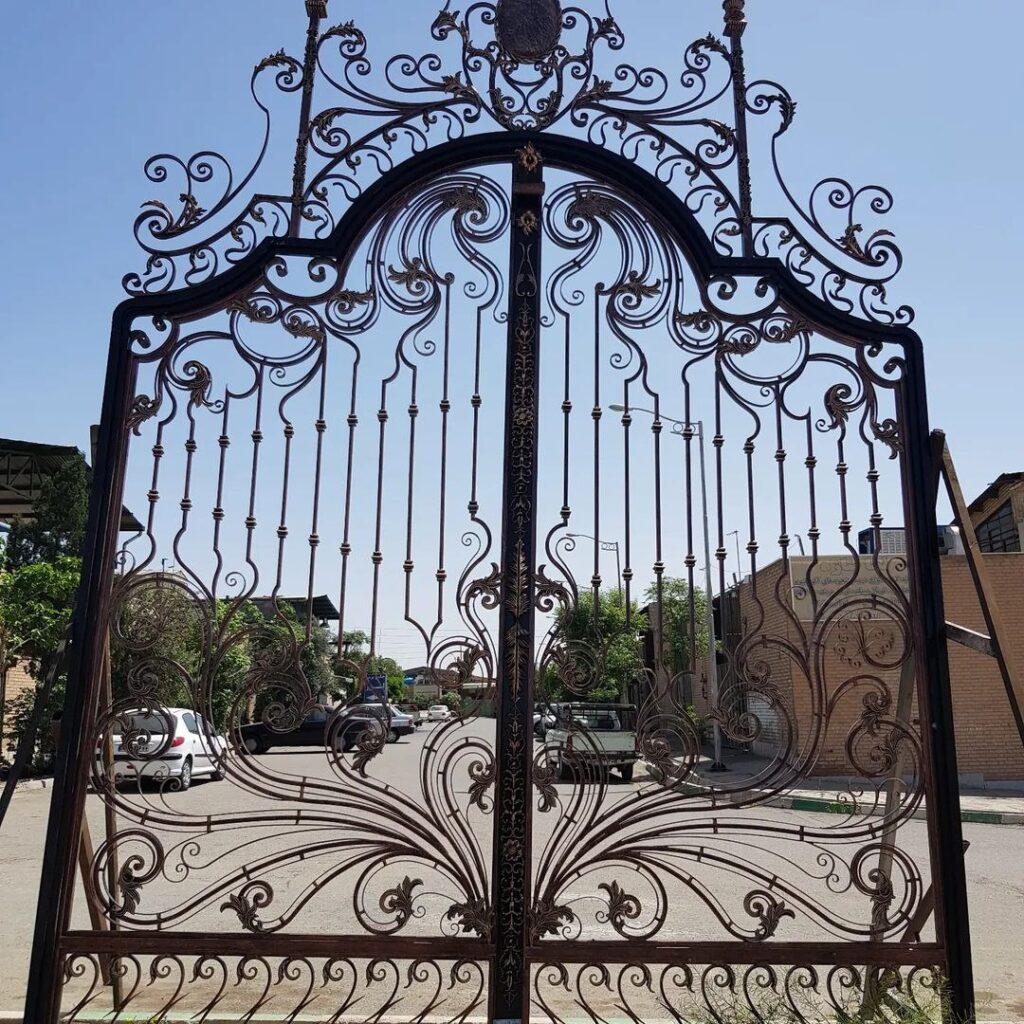 قیمت درب پارکینگ ساختمان قیمت درب پارکینگ ساختمان