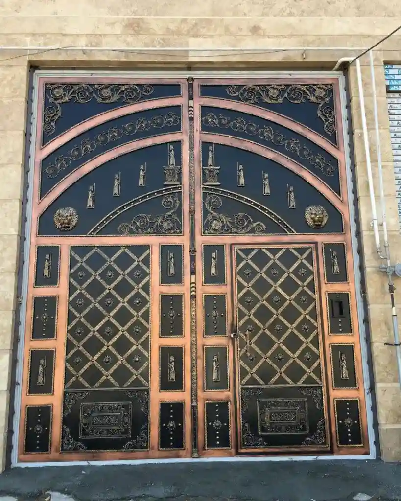 بهترین زمان برای خرید درب فلزی بهترین زمان برای خرید درب فلزی