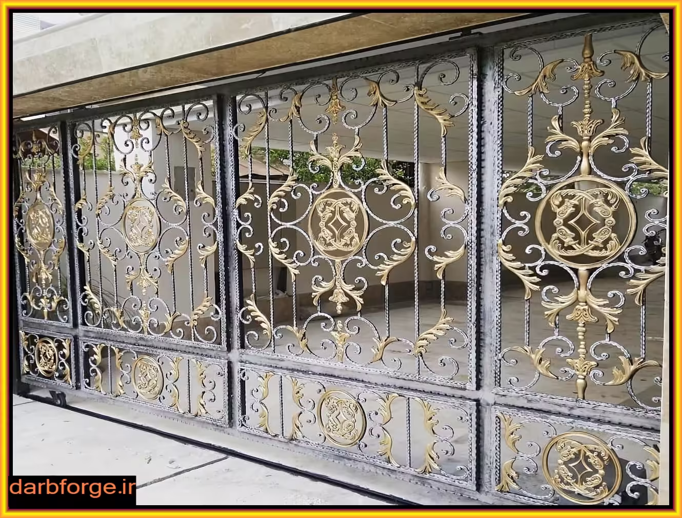 درب حیاط و پارکینگ فرفورژه دست ساز درب حیاط و پارکینگ فرفورژه دست ساز