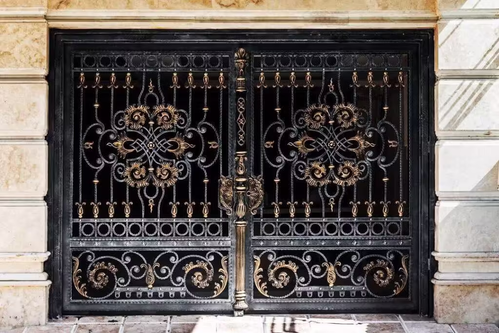 نقش ابعاد در تعیین قیمت درب فلزی نقش ابعاد در تعیین قیمت درب فلزی