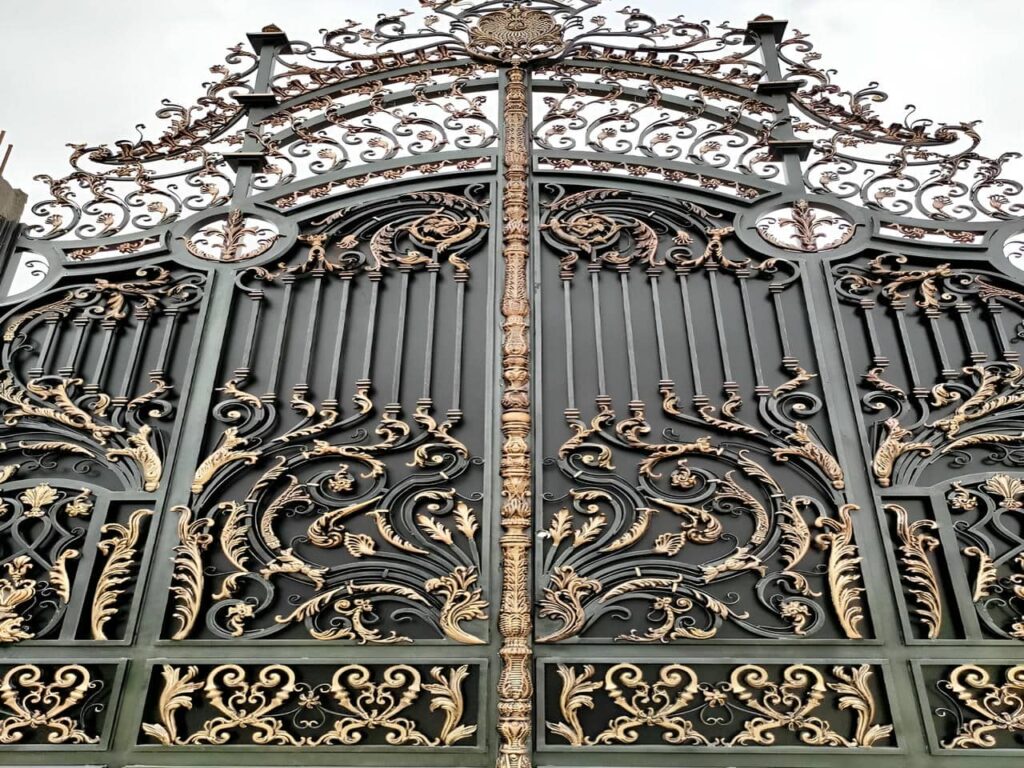 درب فرفورژه ورودی ساختمان درب فرفورژه ورودی ساختمان