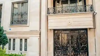 بهترین درب برای نمای ساختمان