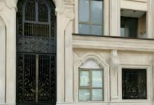 درب و پنجره آهنی در بازار