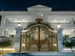 طرح های درب حیاط شیک و مدرن