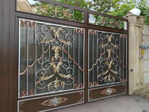 درب ورودی خانه ویلایی