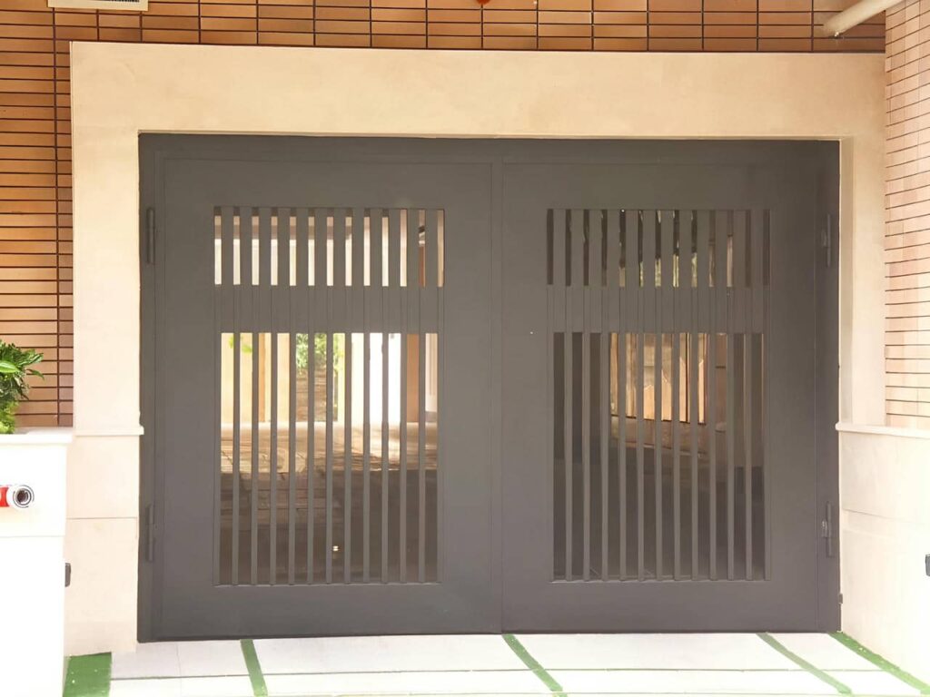 درب آهنی ساده ورودی ساختمان درب آهنی ساده ورودی ساختمان