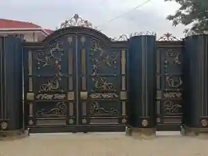 درب پارکینگ فلزی