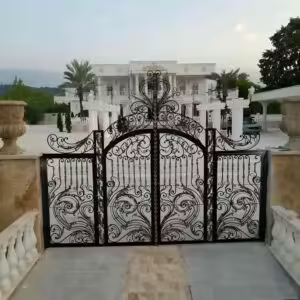 نکات کلیدی برای خرید درب فلزی حیاط ویلایی با کیفیت