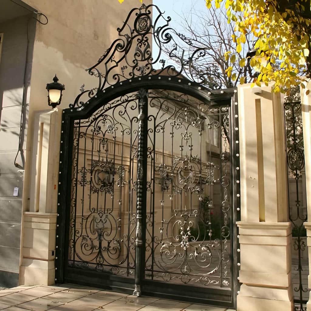 درب حیاط فرفورژه ویلایی در اروندکنار