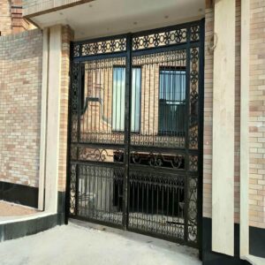 درب فرفورژه ویلایی در کمال شهر