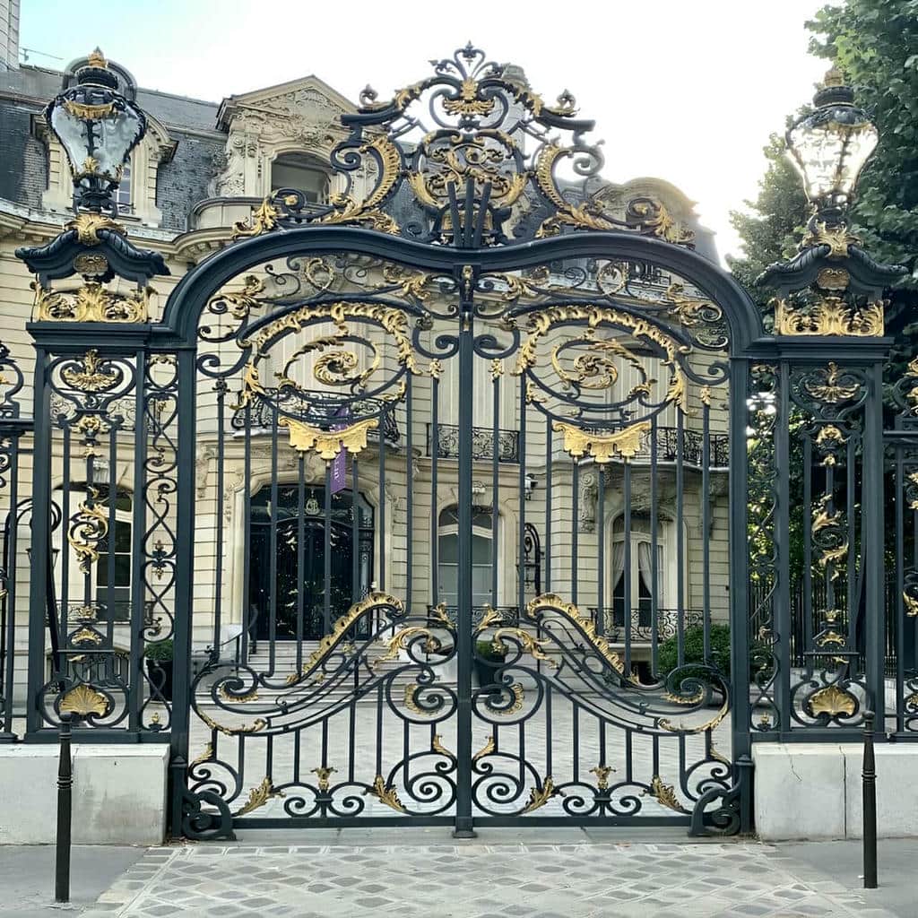 درب فرفورژه ویلایی در بندر عامری