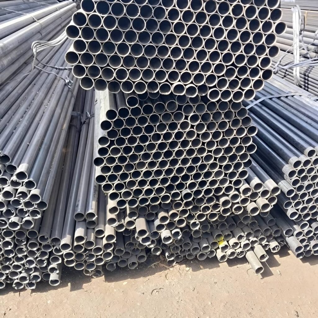 اجرای لوله داربست با بست و مهاربندی استاندارد