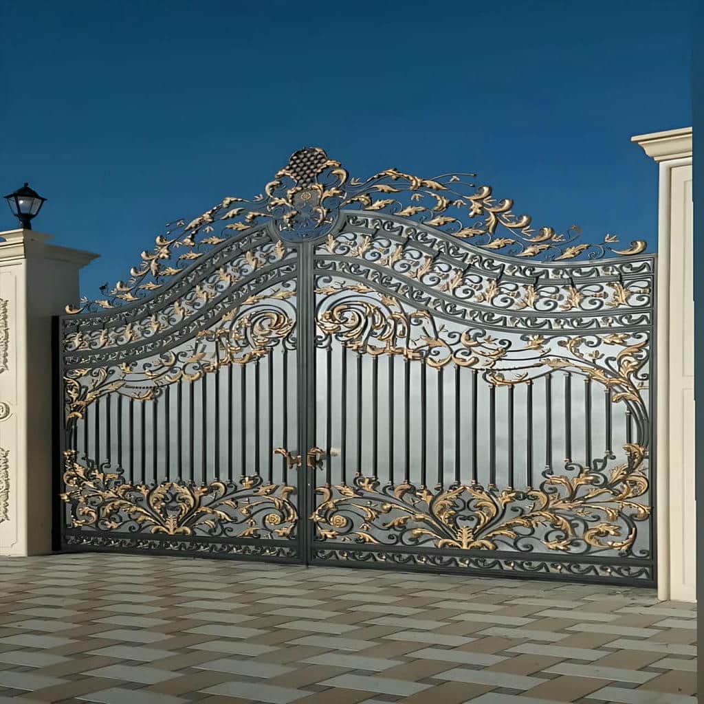 10 مدل درب حیاط بزرگ پارکینگ