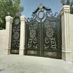 12 مدل درب ویلایی فرفورژه نمای رومی