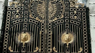 10 نمونه درب پارکینگ فلزی دو لنگه